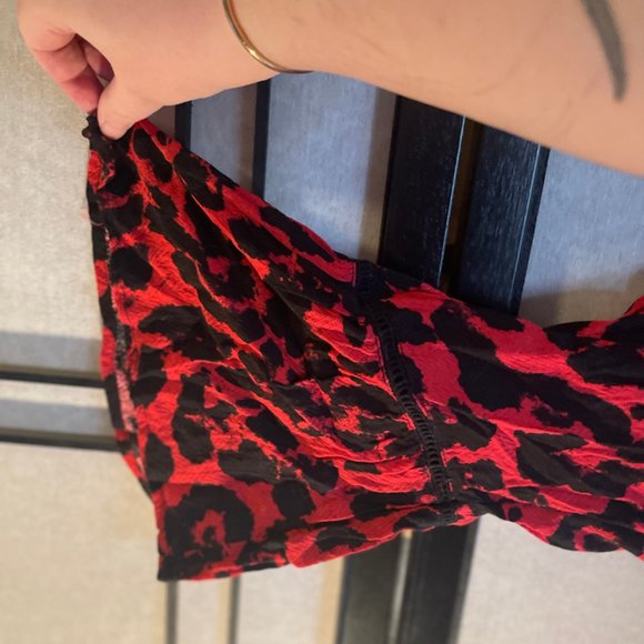 Soft Silk Brightly Colored Blouse or button-up shirt in red leopard print - Picture 3 of 3